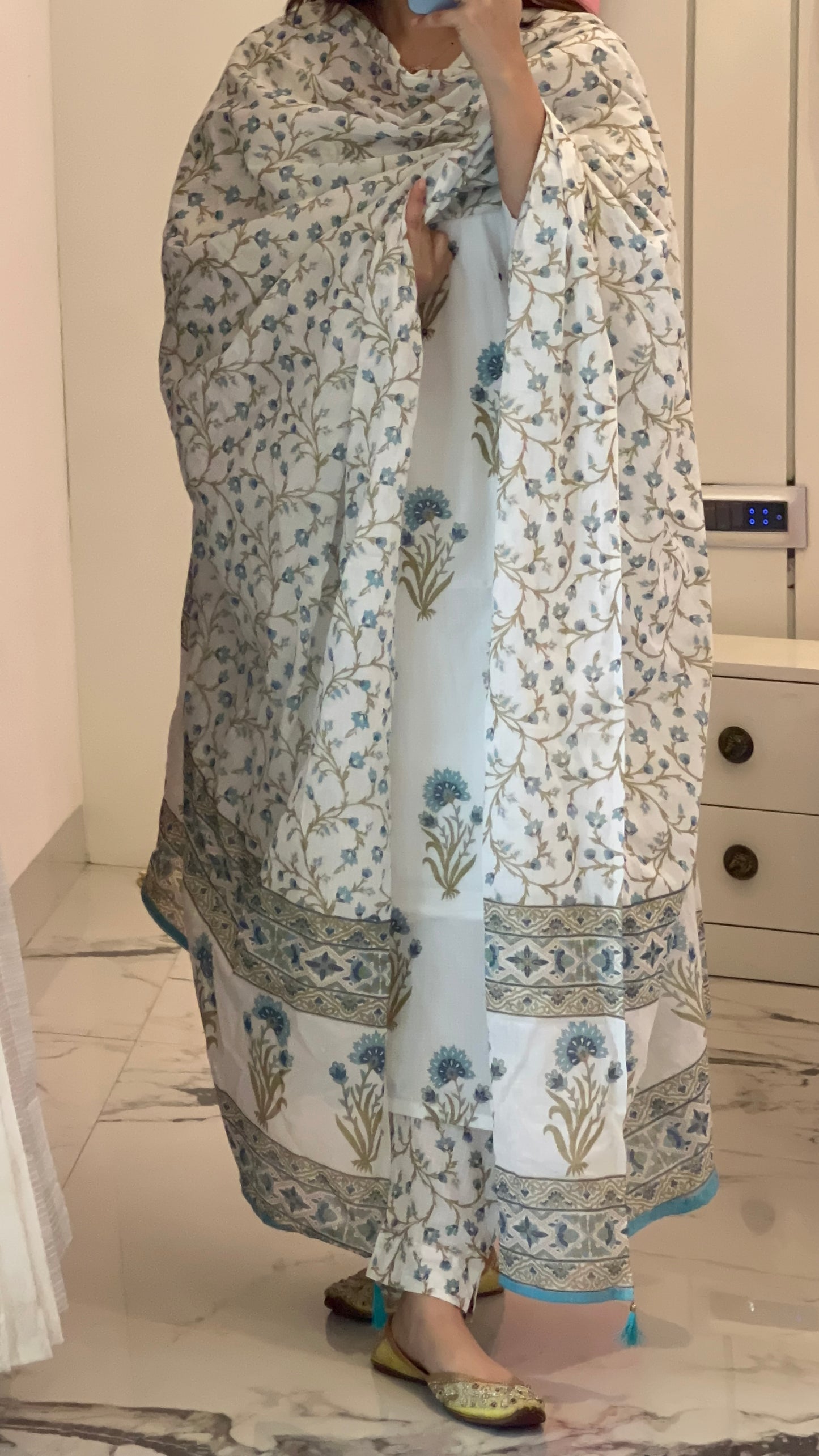 Pure Premium Off White Straight Cotton kurta set with Dupatta (38 to 52)
