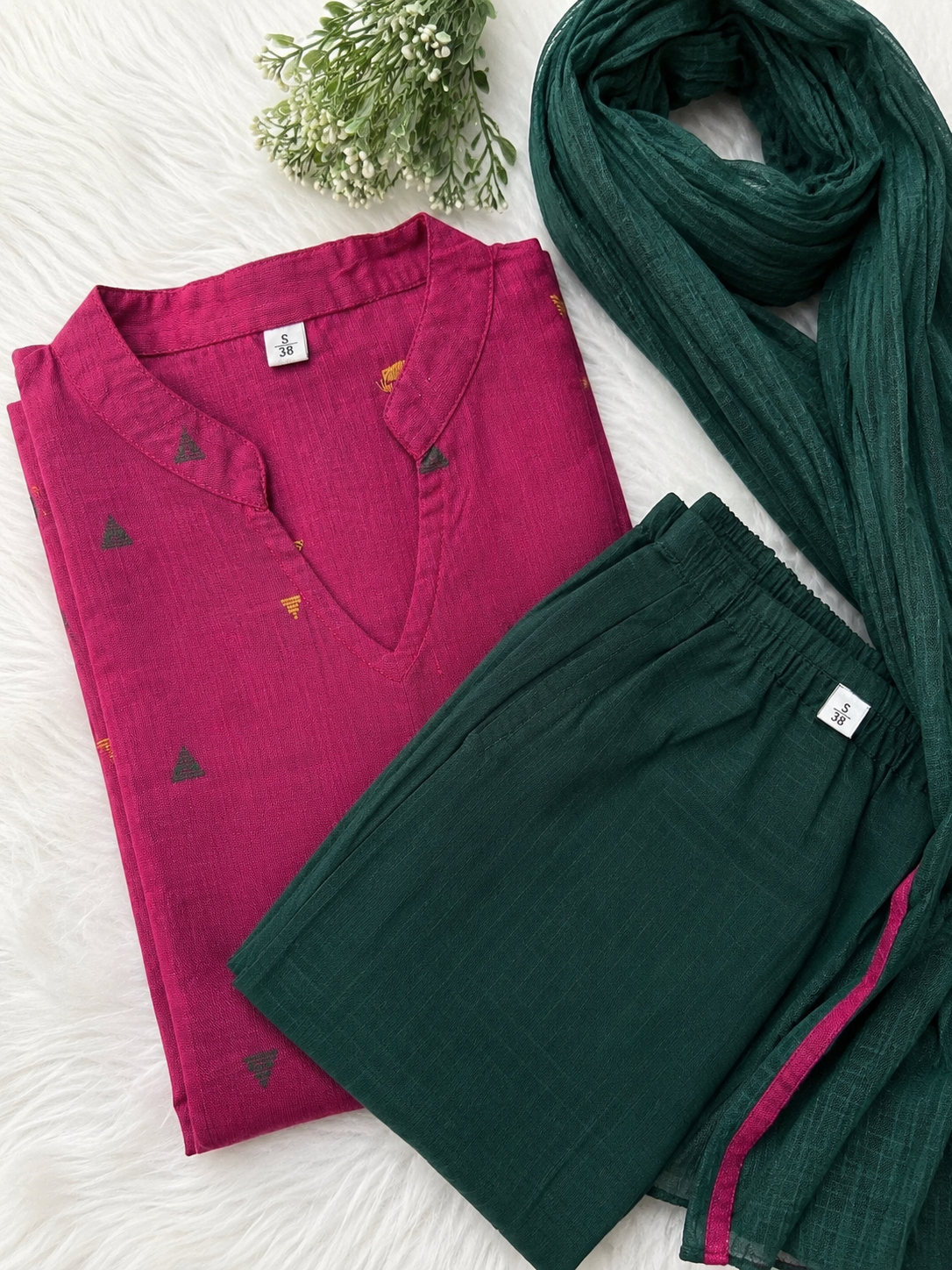 Women Wine Aline Cotton kurta Set with Dupatta (38 to 46)