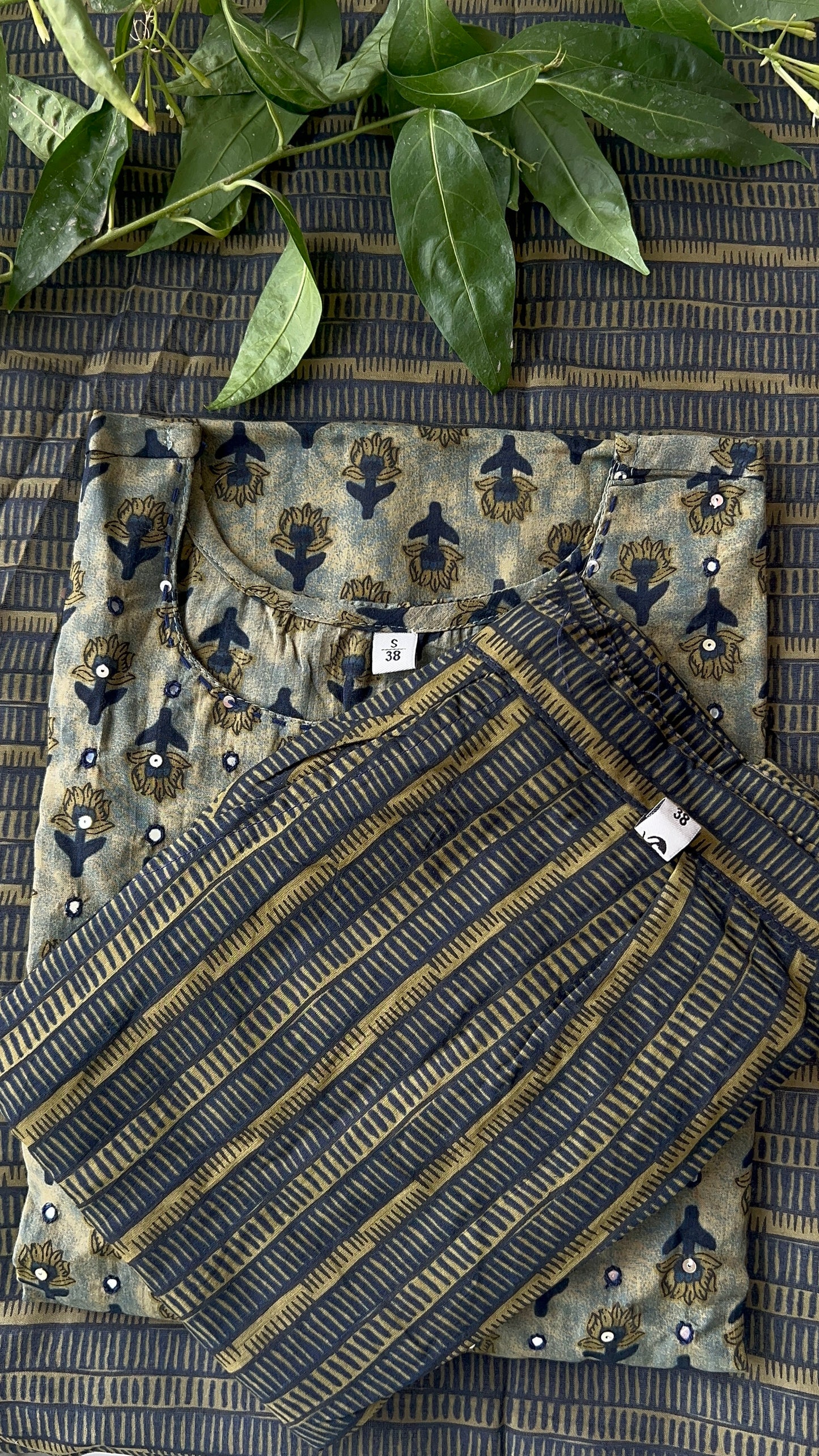 Pure Premium Butti Print Olive Green Cotton Kurta Set with Dupatta ( 38 to 52 )