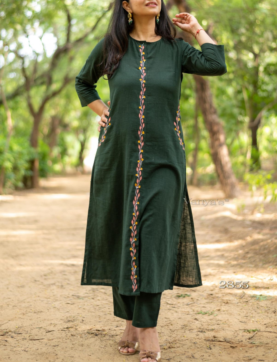 Green Embroidered kurta set with duptta