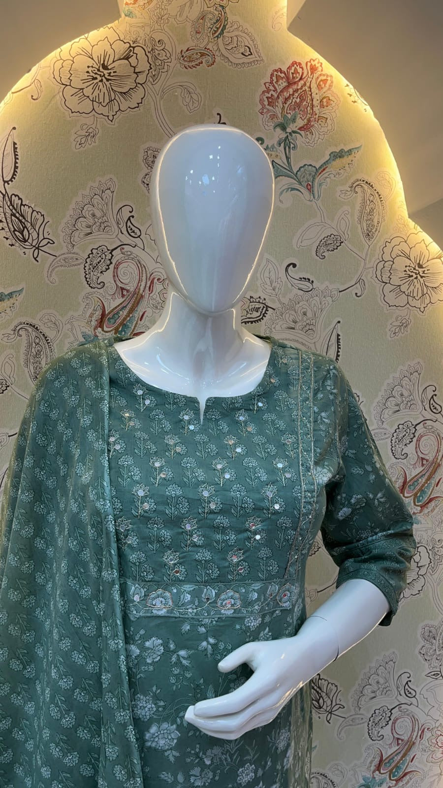 Pure Premium Cotton kurta set with Dupatta (Green)