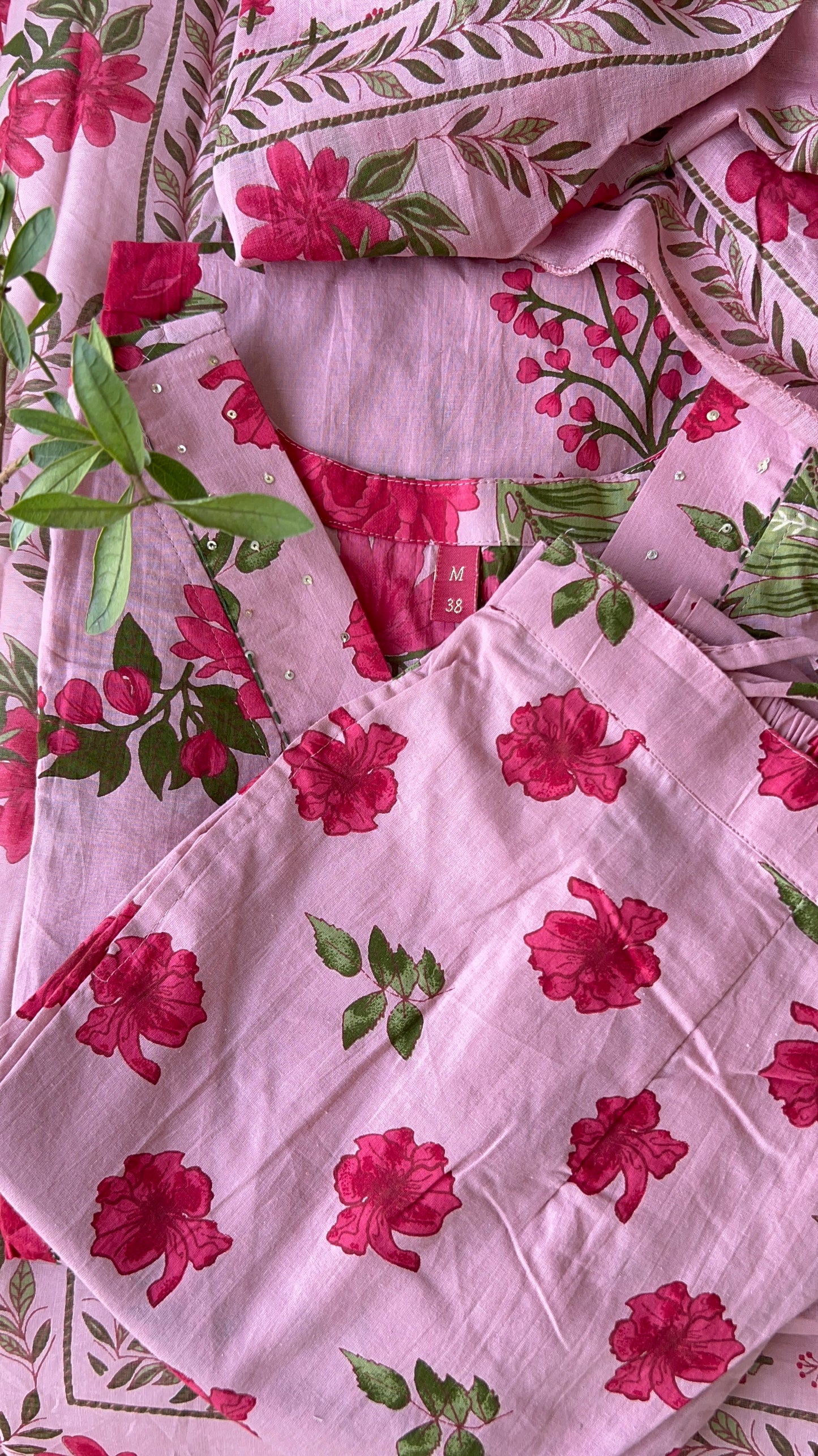 Pure Premium Pink Cotton kurta set with Dupatta (38 to 46)