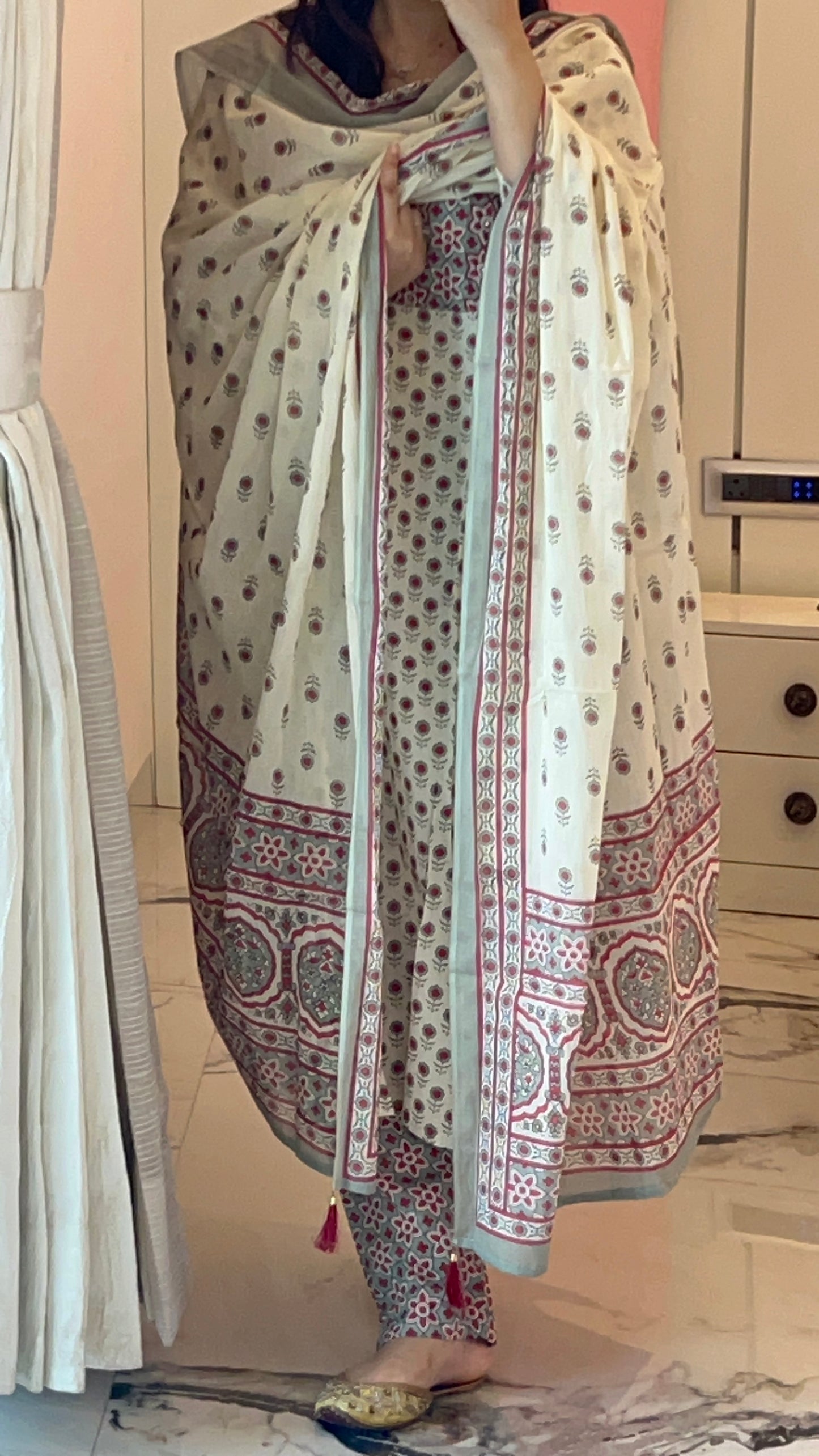 Pure Premium Off white small butti kurta set with Dupatta (38 to 52)