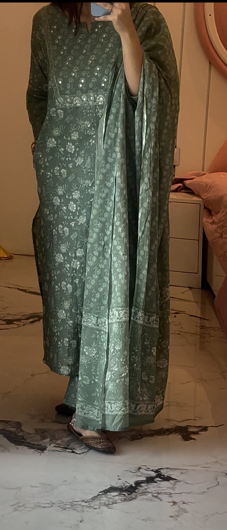 Pure Premium Cotton kurta set with Dupatta (Green)