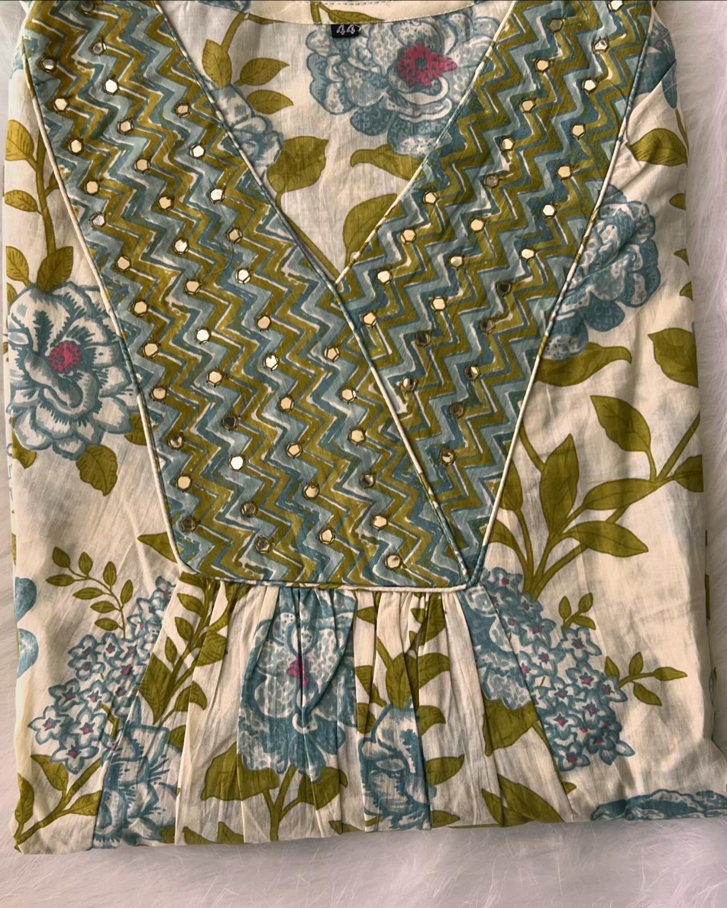 Off white kurta Set with duptta