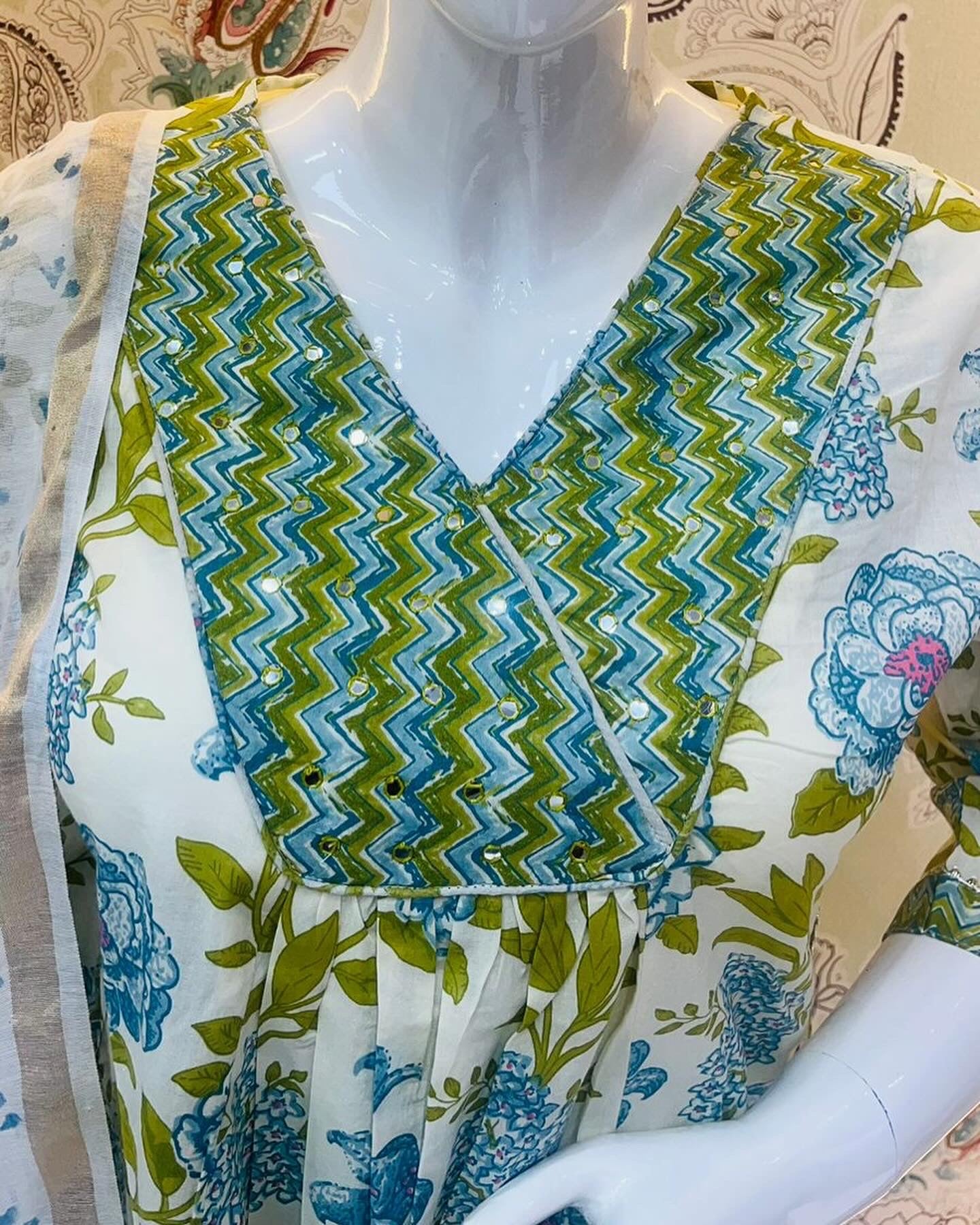 Off white kurta Set with duptta