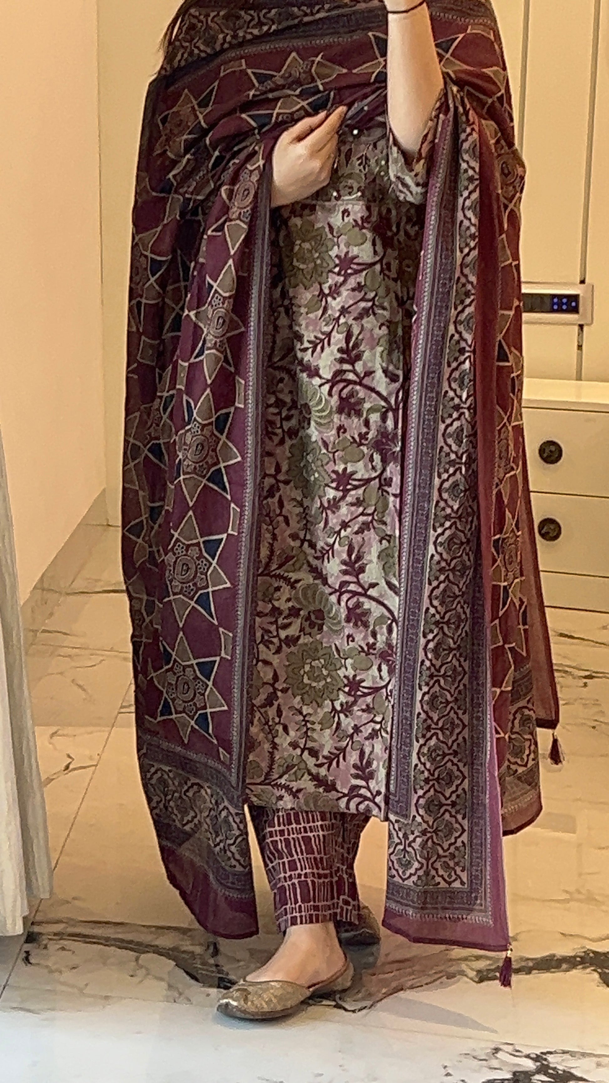 women's Grey Cotton Kurta set with Dupatta (38 to 52)| VGANG