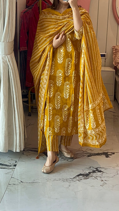 VGANG Mustard yellow cotton kurta set with dupatta (38 to 52)