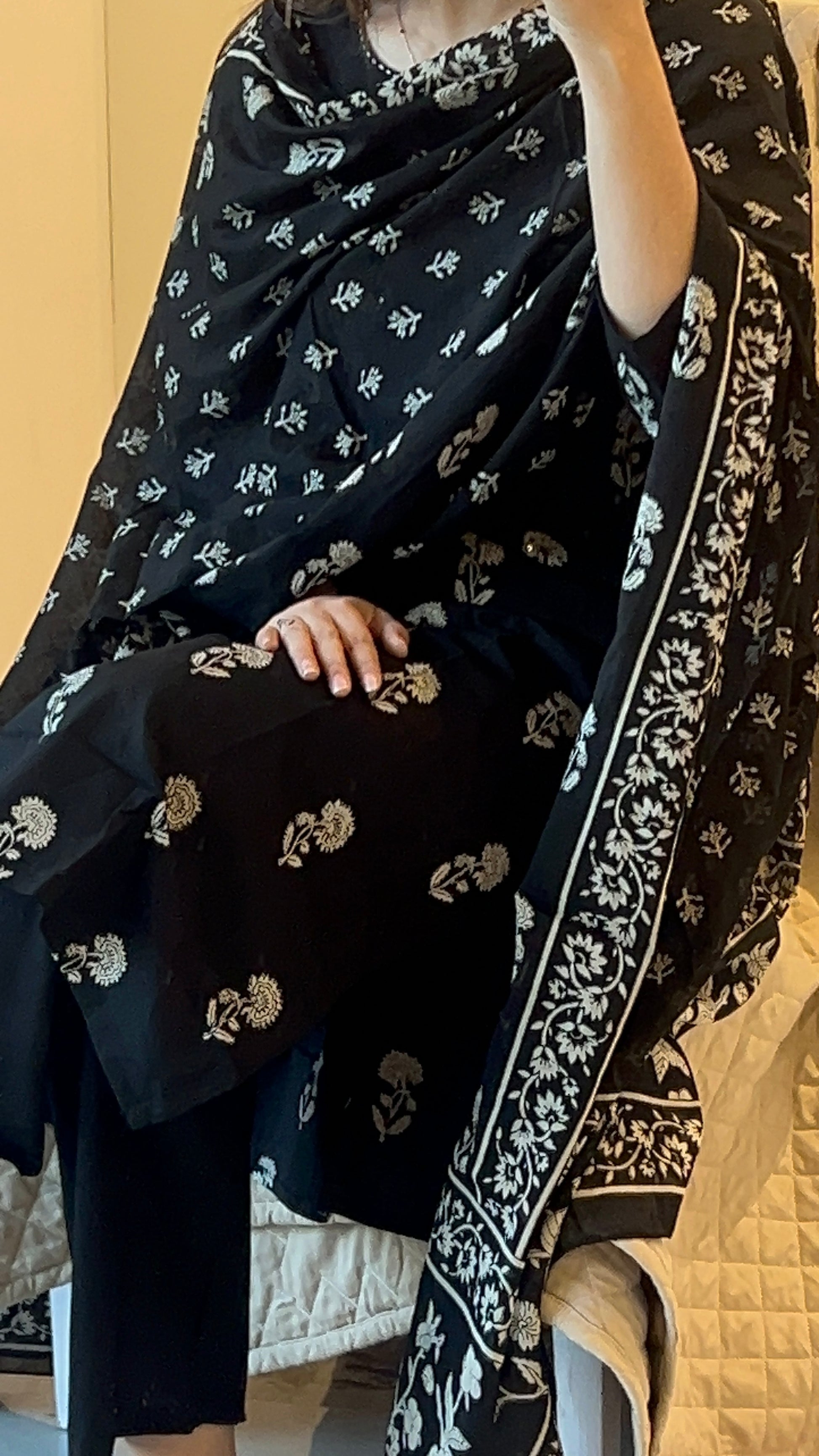 women's black Cotton Kurta Set with Dupatta (38 to 46 ) | VGANG