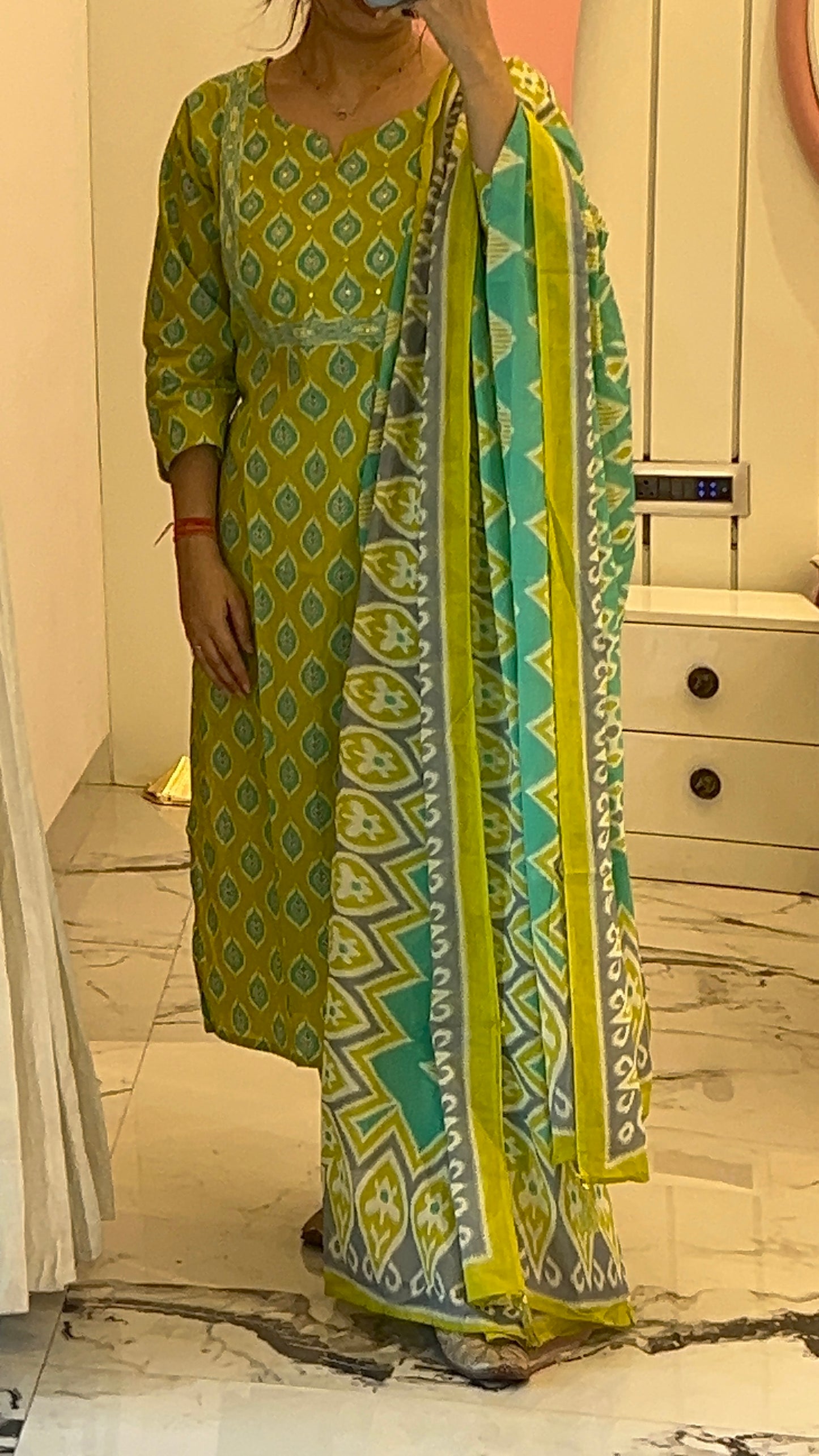 Women Parrot Green Cotton Kurta Set with Dupatta (38 to 52) |VGANG