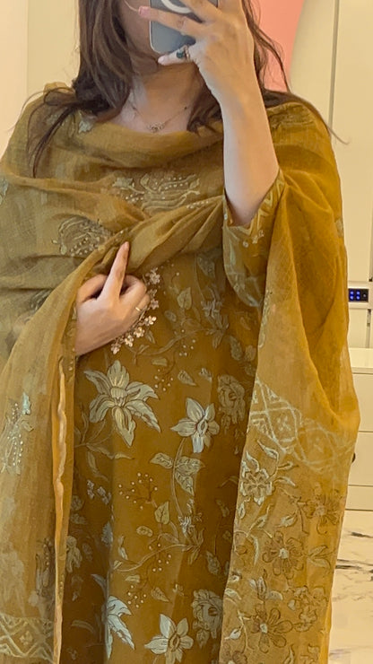 Women’s Dark Mustard Cotton Kurta Set with Kota Dori Dupatta (38to46) | VGANG