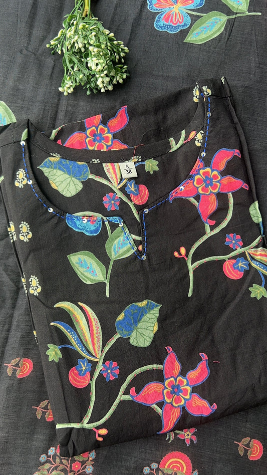 Women’s Black Floral Print Aline Cotton Kurta set with Dupatta (38 to 46)| VGANG