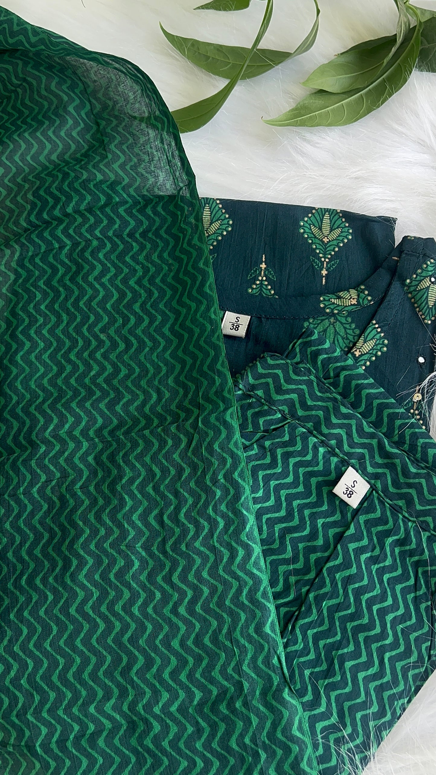 Pure Premium Green Cotton kurta set with Dupatta (38 to 52)