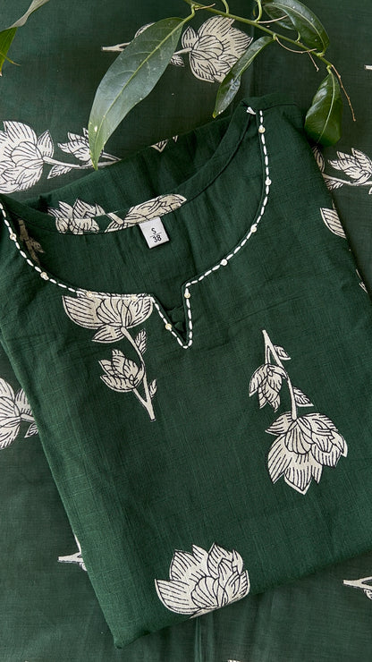 VGANG Bottle Green Aline Cotton kurta set with Dupatta(38 to 52)
