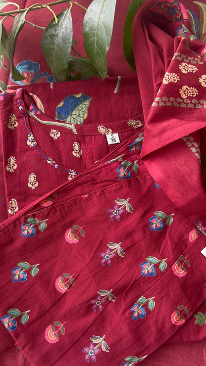 Women Maroon Aline Cotton kurta  Set with Dupatta (38 to 52)