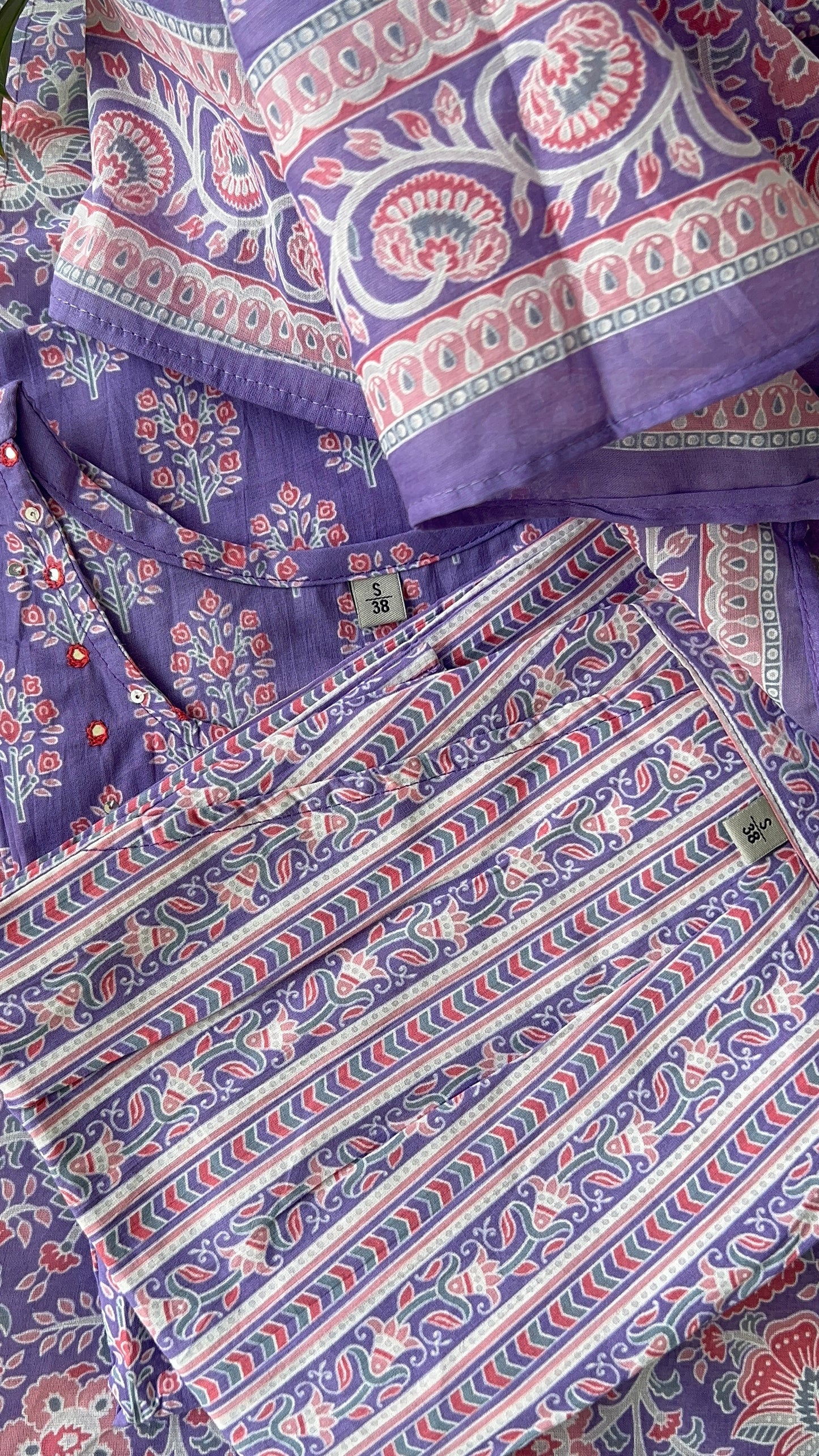 VGANG Lavender Cotton kurta Set with Dupatta (38 to 52)