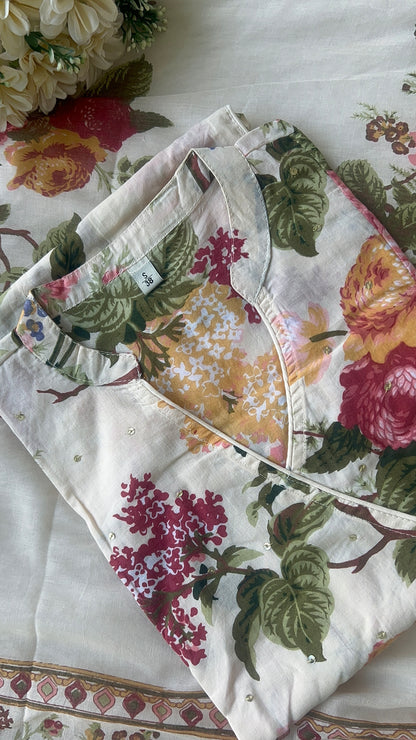 Women’s Off-White Cotton Kurta Set with Dupatta (38 to 52) | VGANG