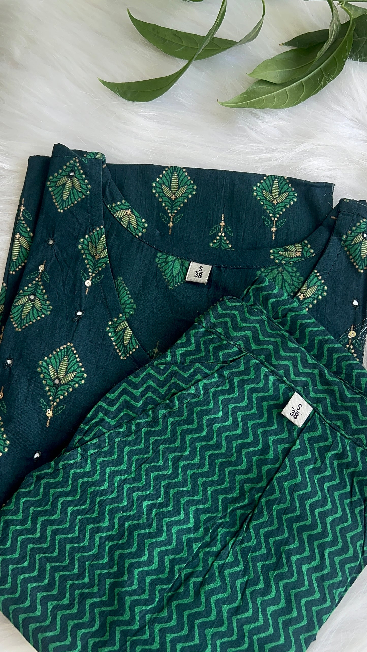 Pure Premium Green Cotton kurta set with Dupatta (38 to 52)