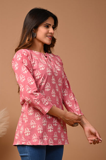 Pink hand block top