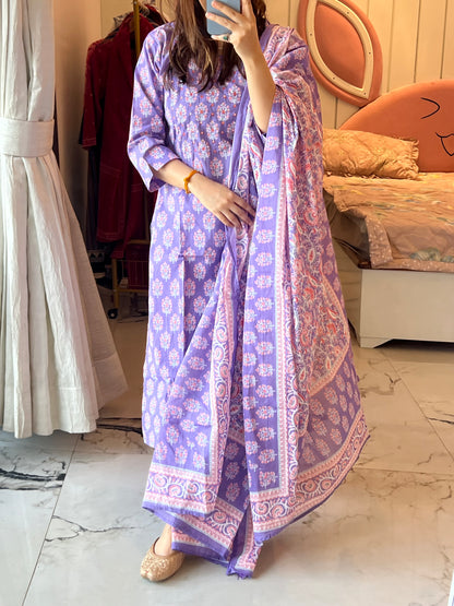 VGANG Lavender Cotton kurta Set with Dupatta (38 to 52)