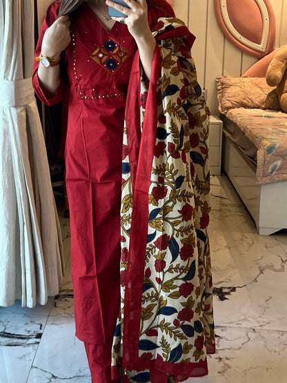 Vgang Red Slub Cotton kurta Set with Dupatta(38 to 56)