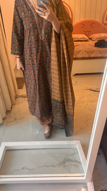 Mustard yellow kurta set