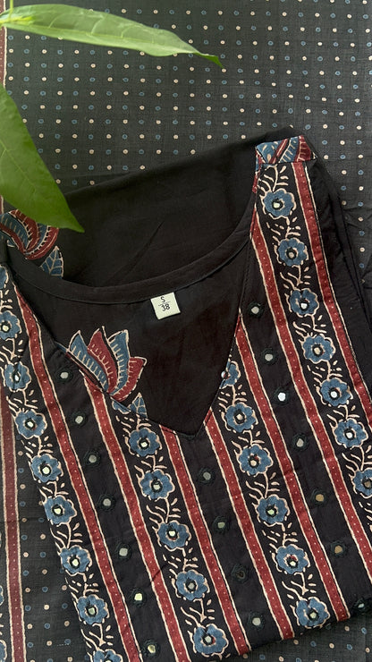Women Black Lotus Print Cotton kurta Set with Dupatta (38 to 52)